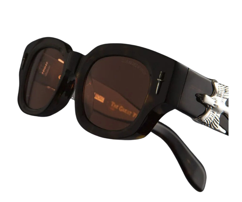 Cutler And Gross_Sunglasses_The Great Frog Soaring Eagle_004_02 (LIMITED EDITION)_50_Close up