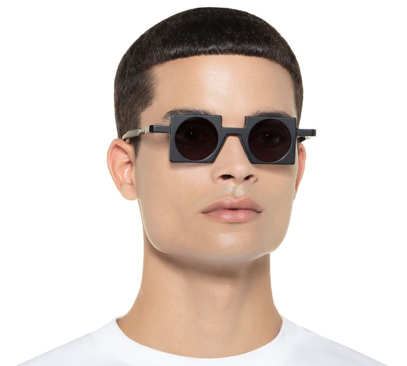 Vava Eyewear_Sunglasses_BL0034_BLACK_39_Model 1